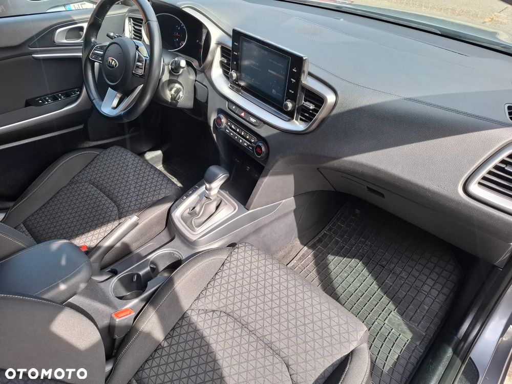 Kia Ceed 1.4 T-GDI M - 22