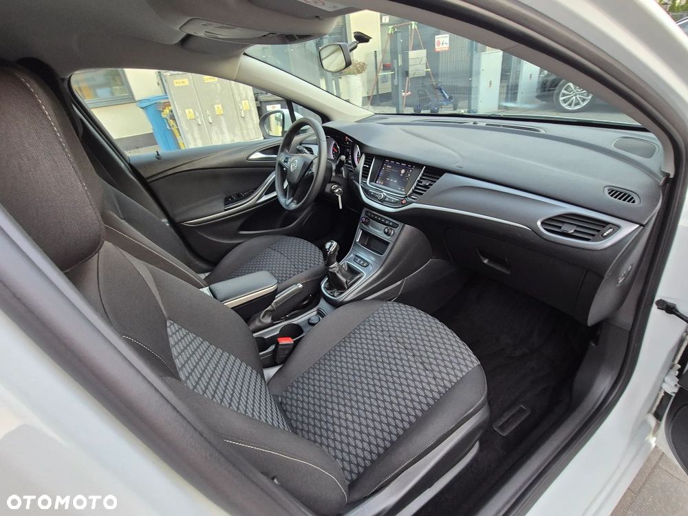 Opel Astra 1.5 D Start/Stop 2020 - 9