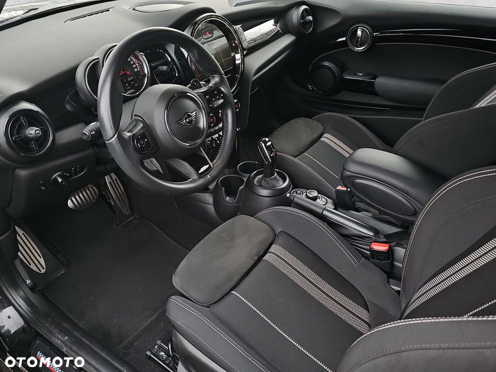 MINI John Cooper Works - 10
