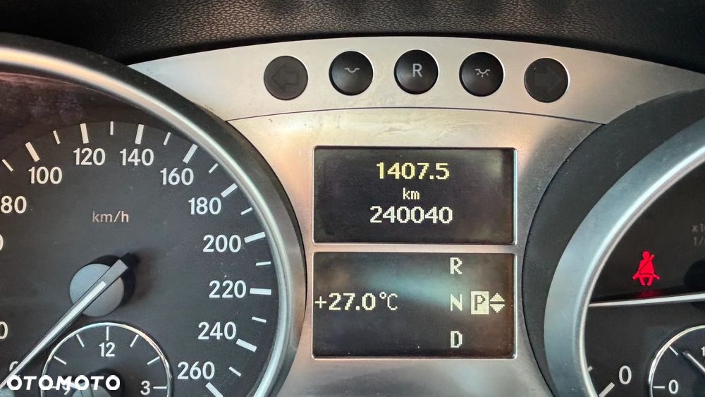 Mercedes-Benz ML 280 CDI 4Matic 7G-TRONIC - 29