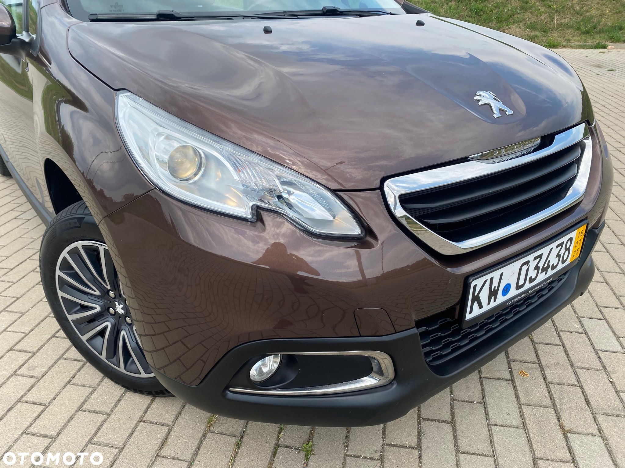 Peugeot 2008 PureTech 110 Stop&Start Black Edition - 1