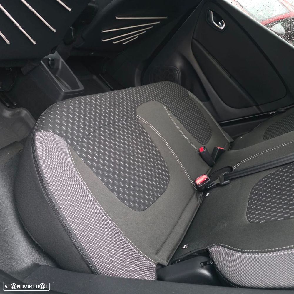 Renault Captur 1.2 TCe Exclusive - 36