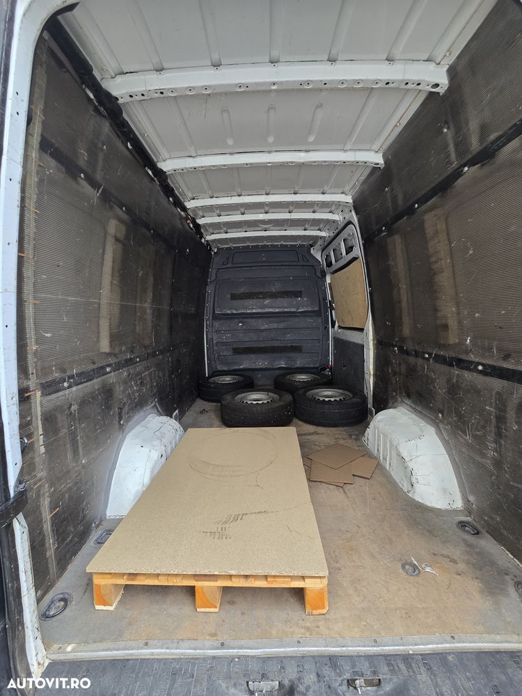 Mercedes-Benz Sprinter 319 CDI - 8