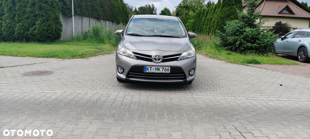 Toyota Corolla Verso 2.0 D-4D Executive - 7