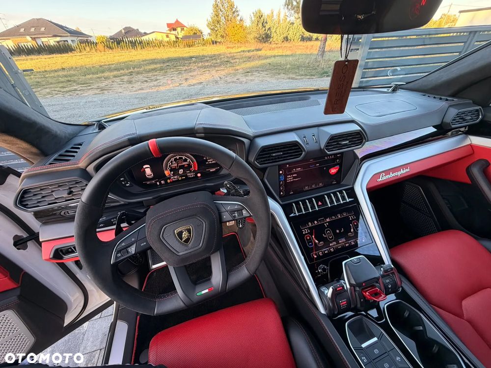 Lamborghini Urus Standard - 8