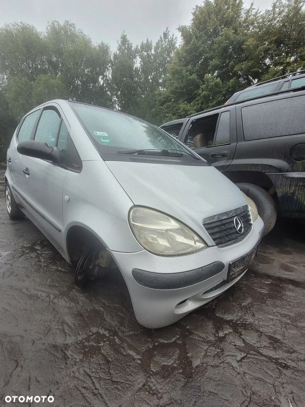 Części- Mercedes a140  Pojemność: 1397  Moc: 60kW  Rok: 2001 Benzyna