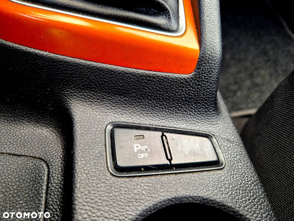 Hyundai i20 1.2 Intro Edition - 35