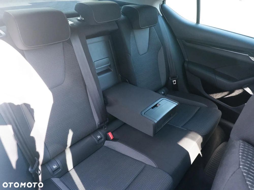 Skoda Octavia 1.5 TSI ACT Ambition - 16