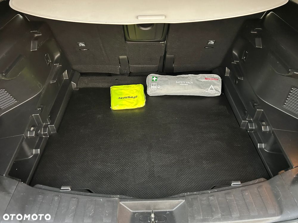 Nissan X-Trail 1.6 DIG-T Tekna - 31