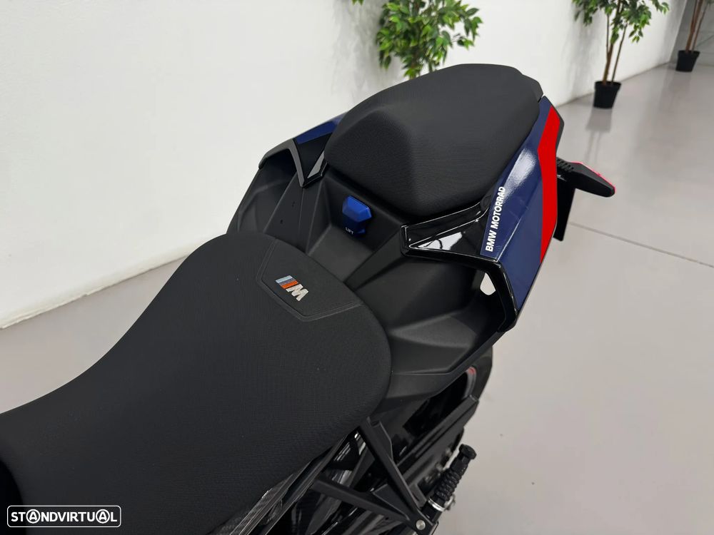 BMW M 1000 R Competition - 10