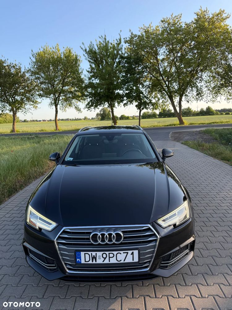 Audi A4 Avant 2.0 TDI S tronic - 2