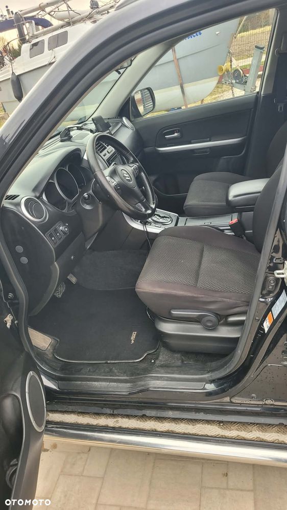 Suzuki Grand Vitara 2.4 Elegance EU5 - 6