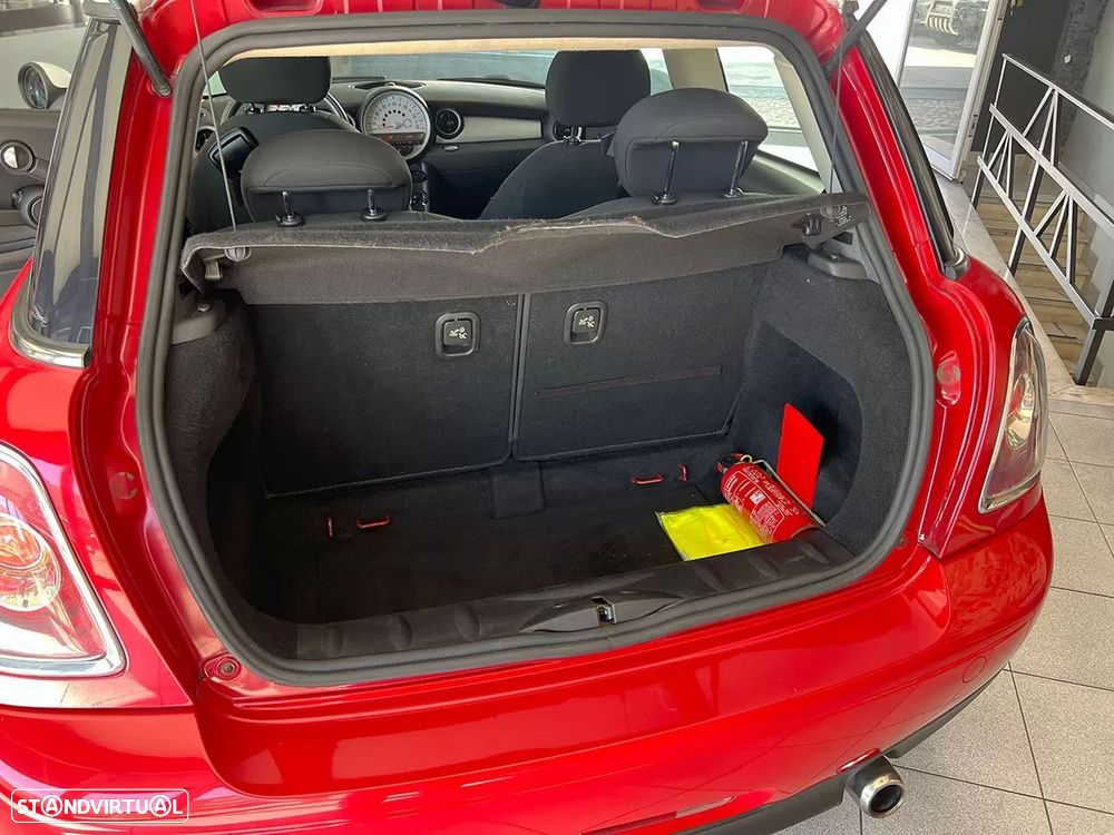 MINI 3 Portas One D - 20