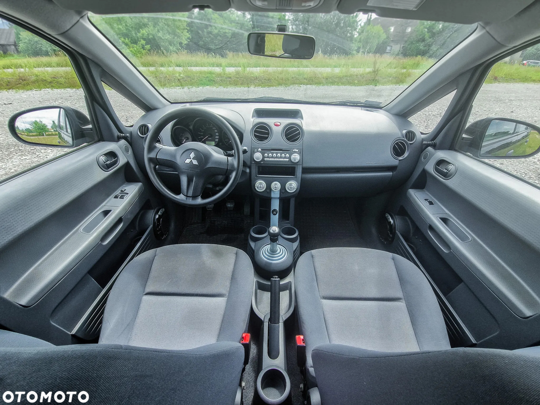 Mitsubishi Colt 1.1 Inform - 10