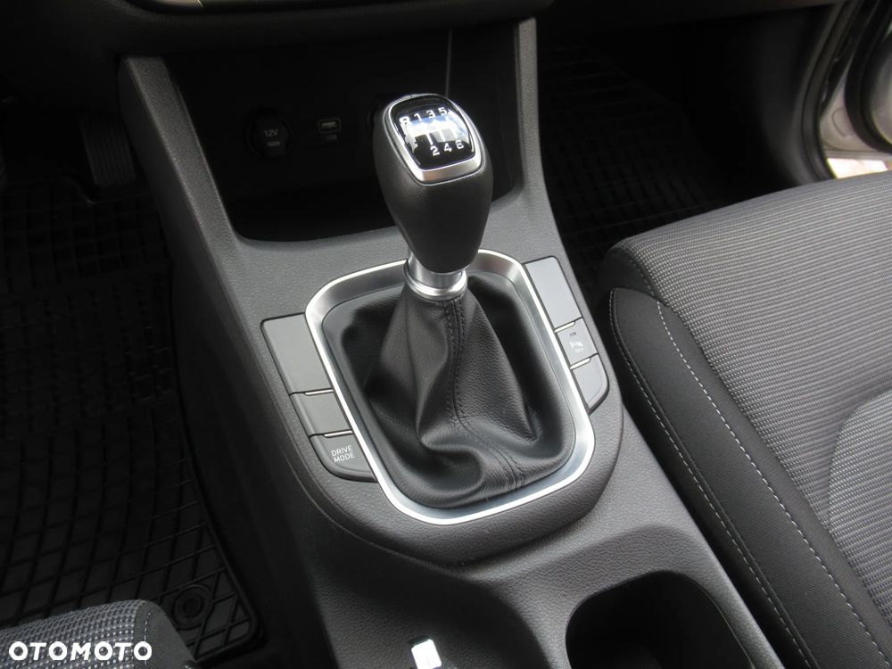 Hyundai i30 1.5 T-GDI 48V Modern - 15