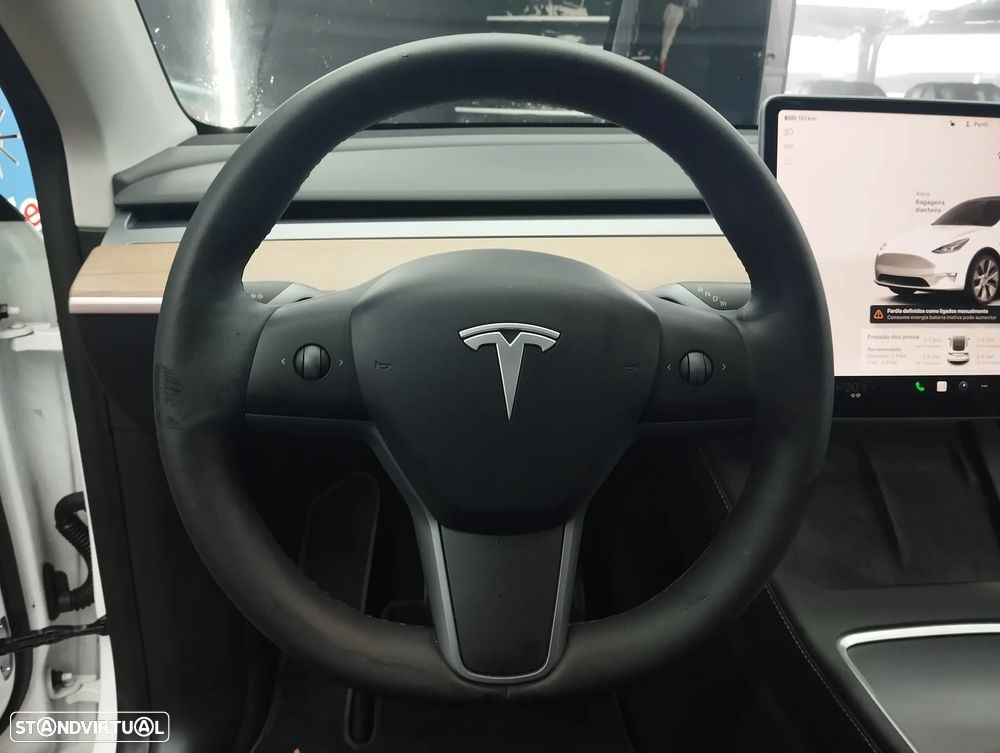 Tesla Model Y Long Range Tração Integral - 17