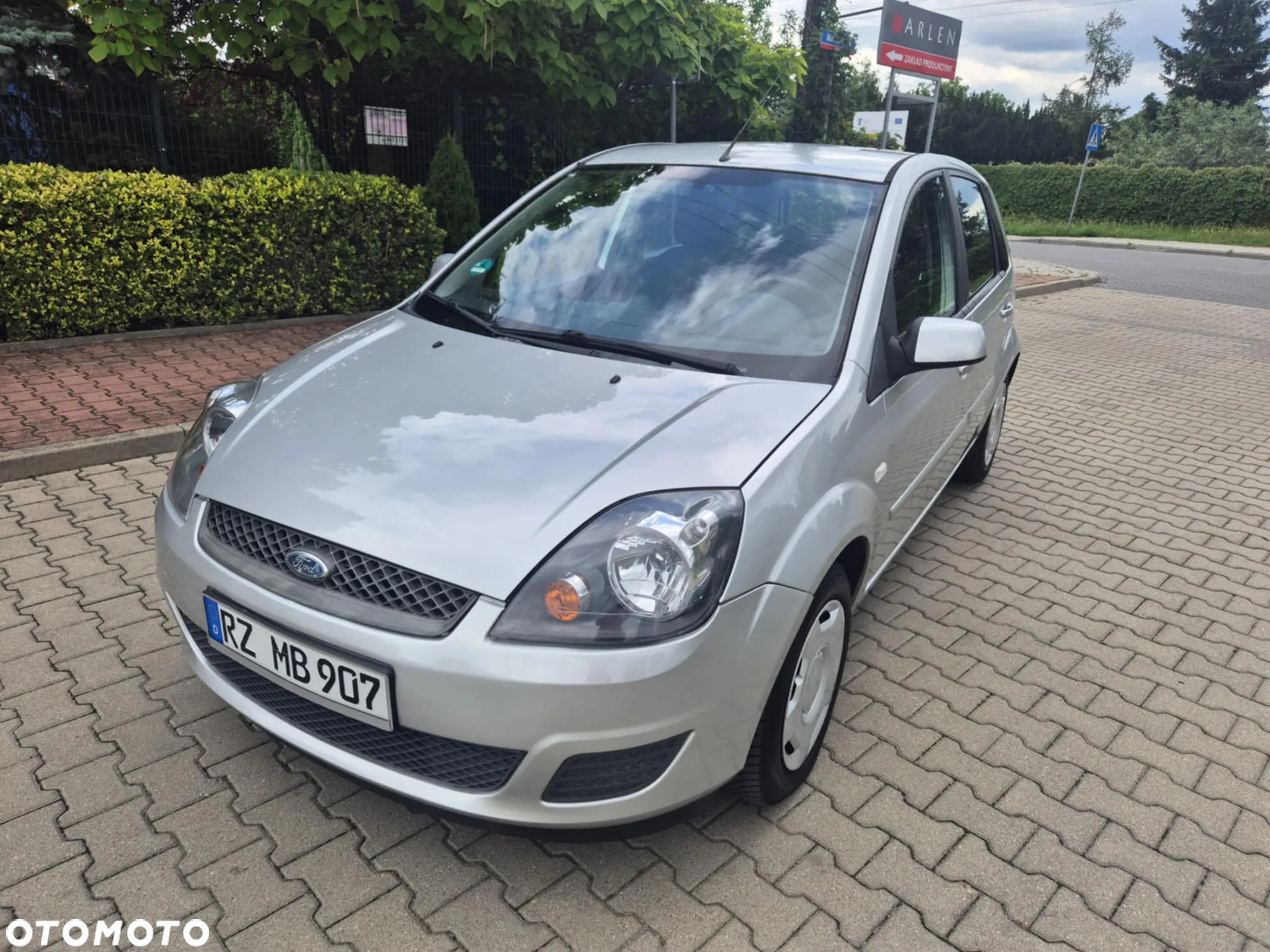 Ford Fiesta 1.3 Ambiente - 3