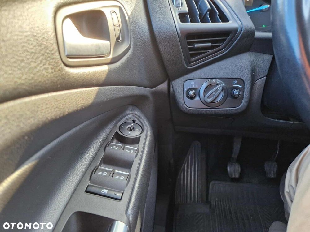 Ford Kuga 1.5 EcoBoost FWD Titanium ASS - 17