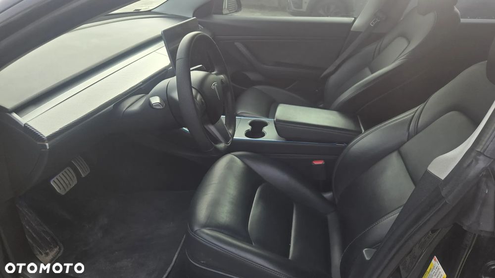 Tesla Model 3 Langstreckenbatterie Allradantrieb Dual Motor Performance - 5