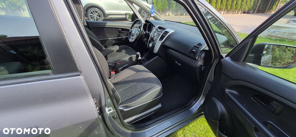 Kia Venga 1.6 L - 15