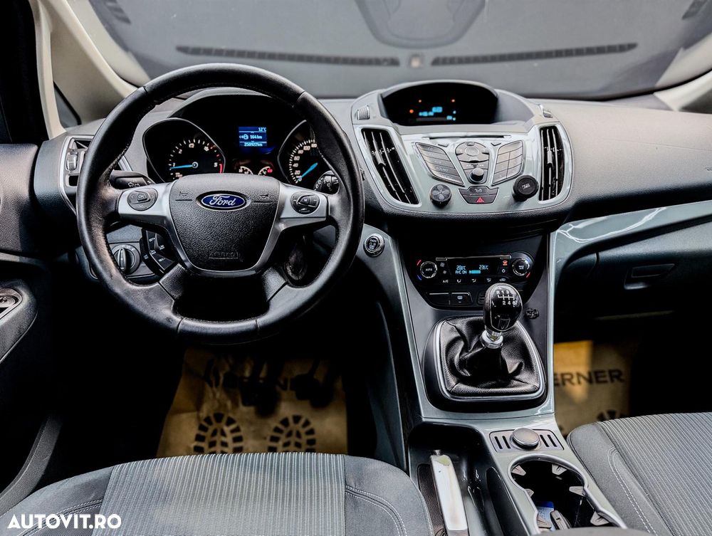 Ford C-Max - 14