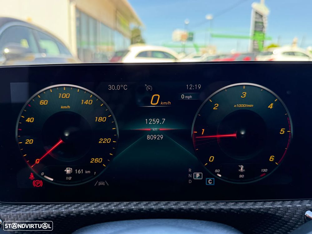 Mercedes-Benz A 180 d Style Plus Aut. - 31