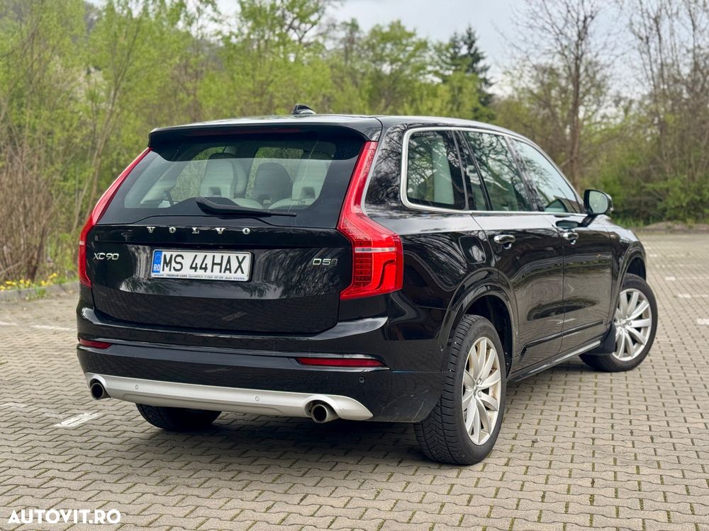 Volvo XC 90 D5 AWD Momentum - 6