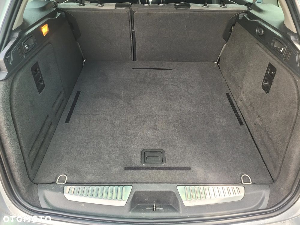 Renault Laguna dCi 175 FAP GT - 15
