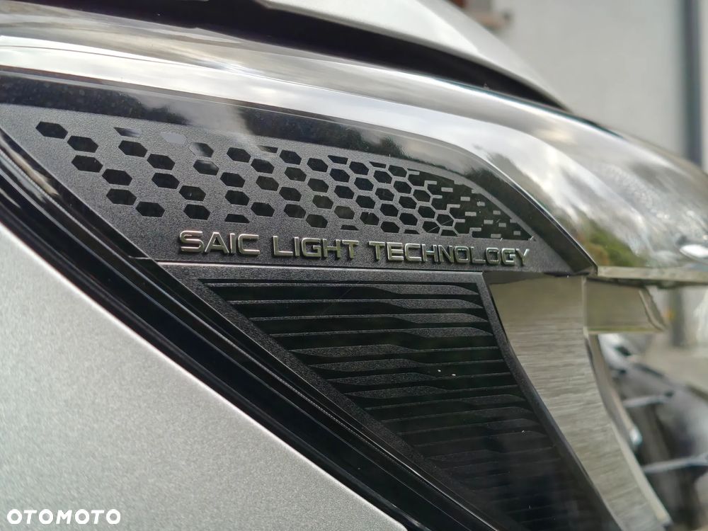 MG HS 1.5 T-GDI Excite DCT - 38