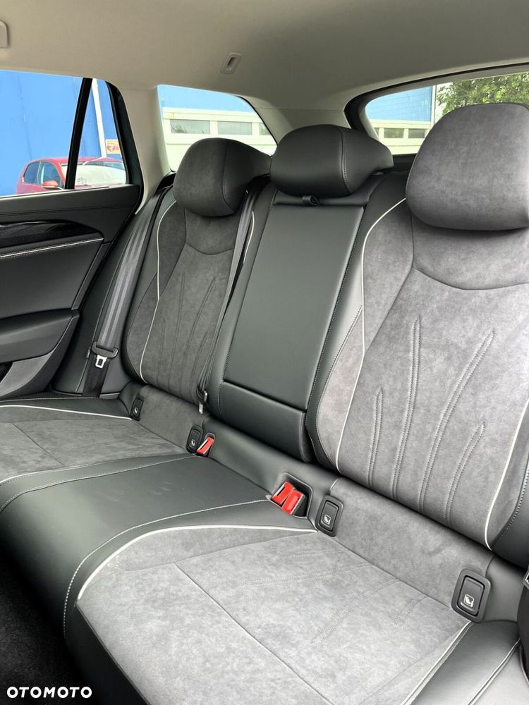 Volkswagen Passat Variant 2.0 TDI SCR Business DSG - 27
