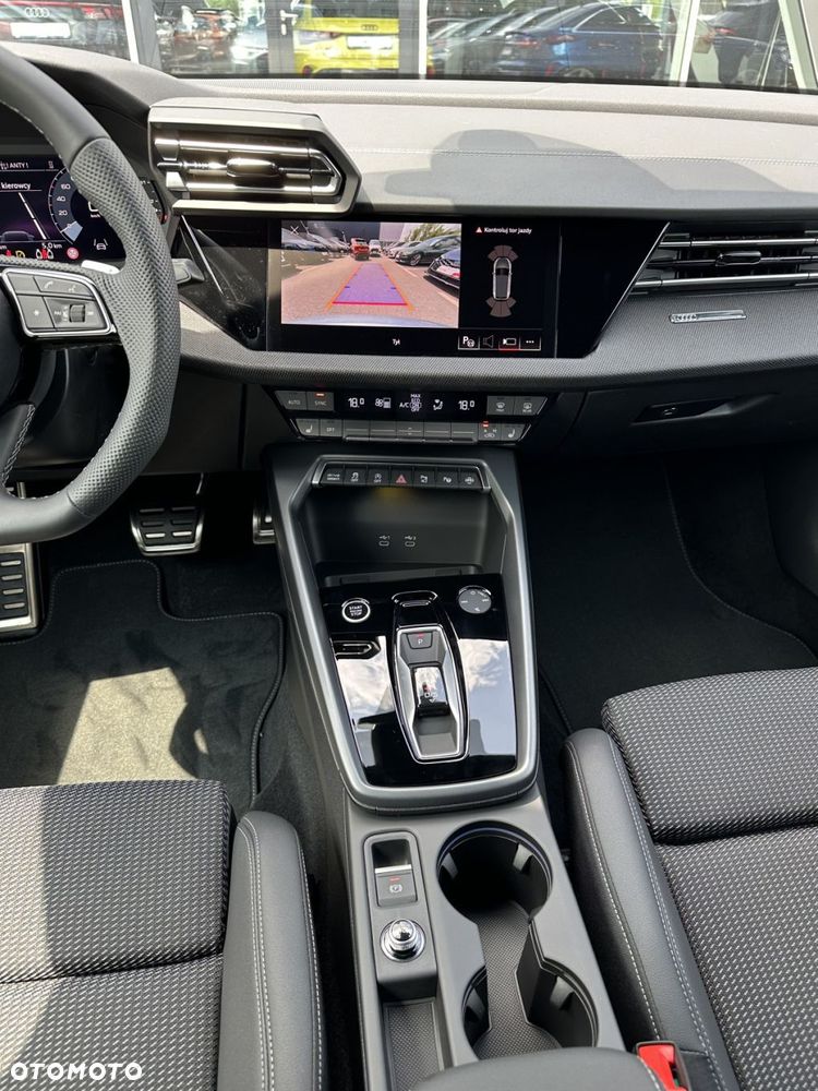 Audi A3 Sportback - 18