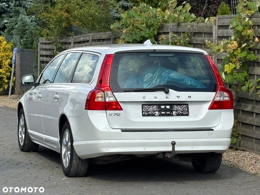 Volvo V70 D3 Kinetic - 11