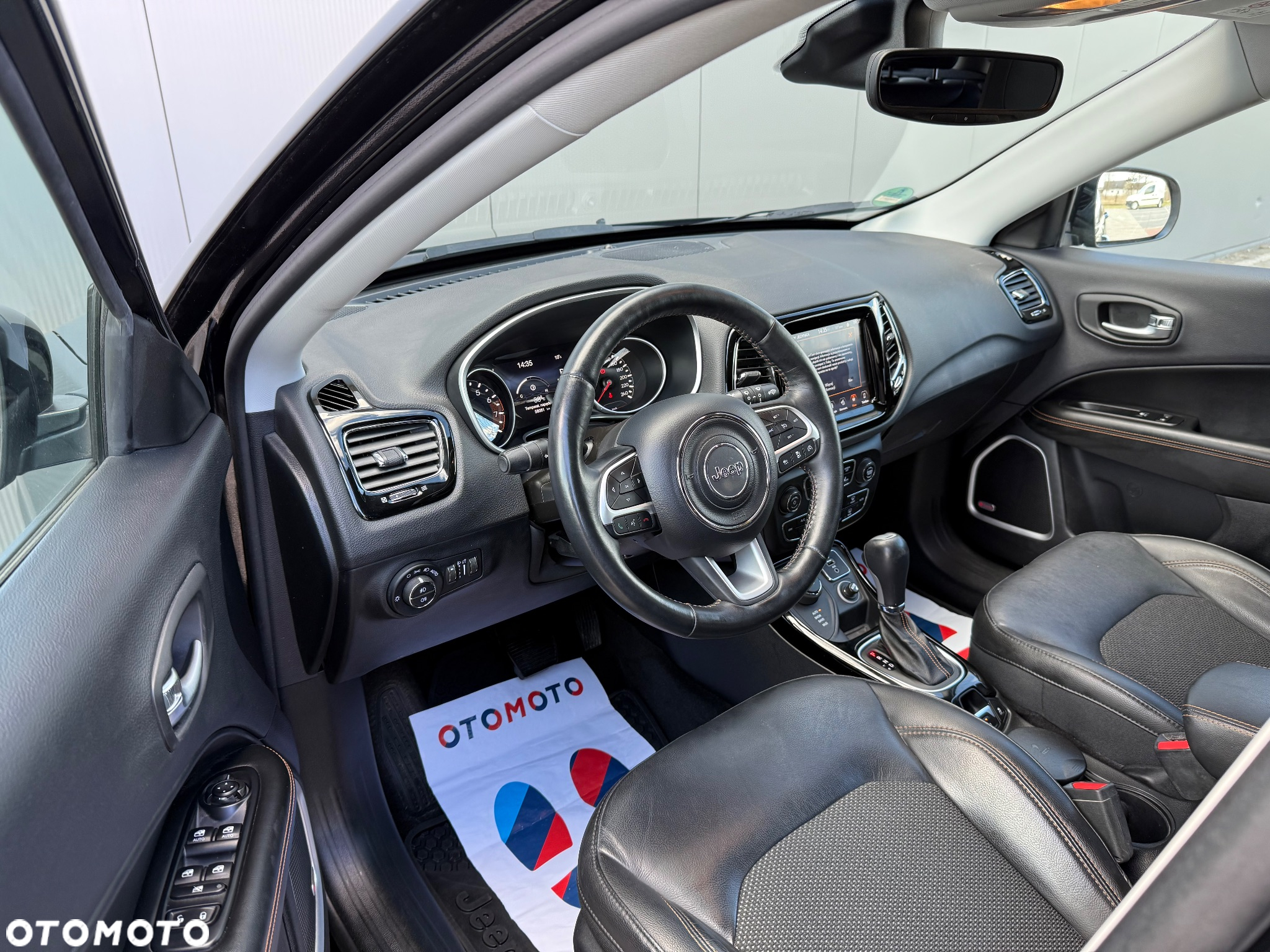 Jeep Compass - 13