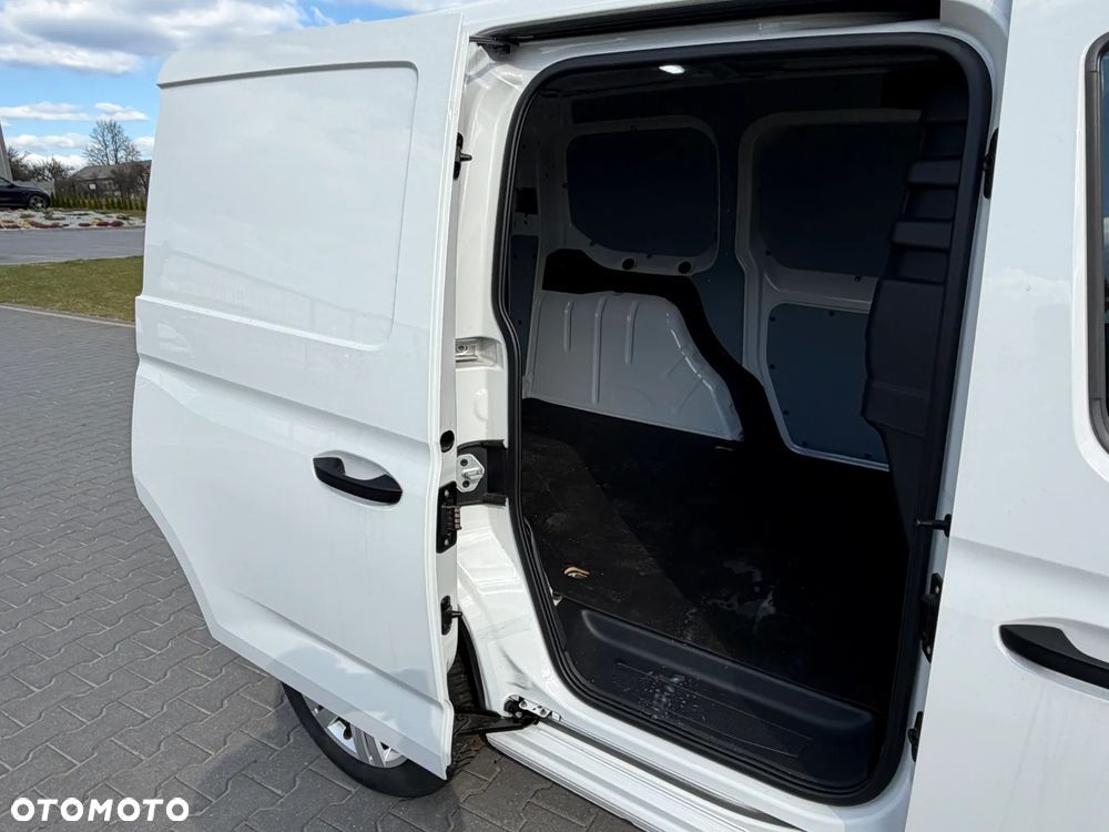 Volkswagen Caddy - 11