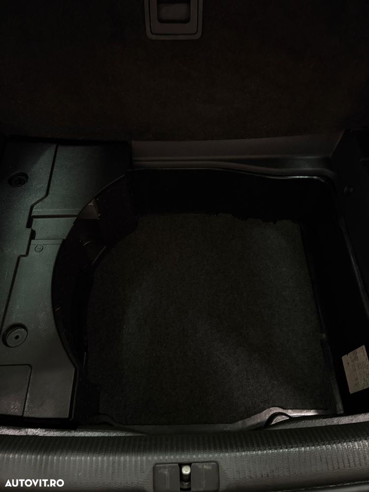 Volkswagen Passat 2.0 TDI BlueMotion Technology Highline - 19