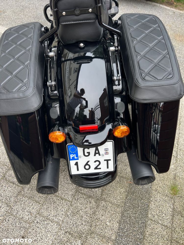 Harley-Davidson Touring Road King - 9