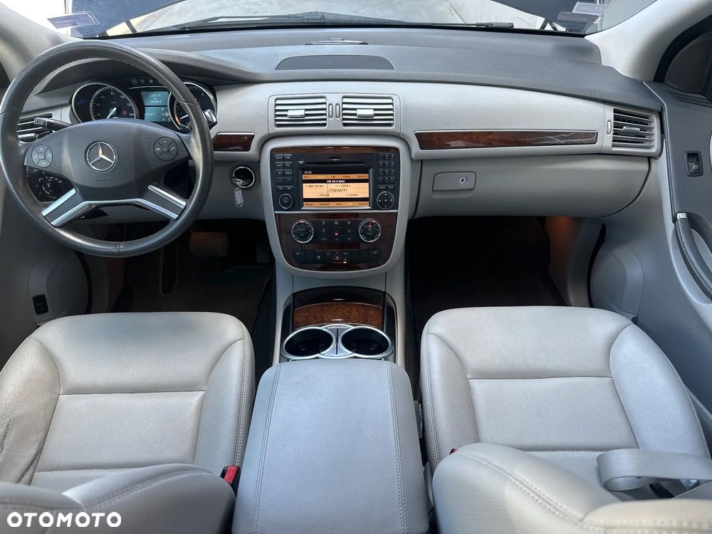 Mercedes-Benz Klasa R 350 L 4-Matic - 31