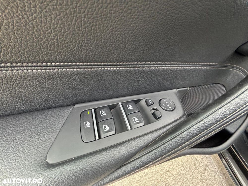 BMW Seria 5 518d AT MHEV - 11