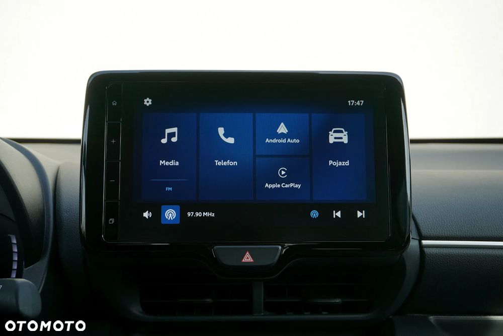 Mazda 2 Hybrid - 19