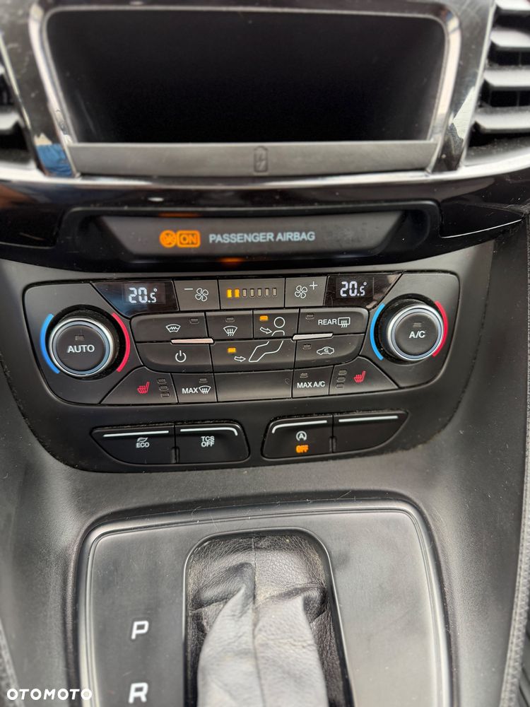 Ford Tourneo Connect Grand - 19
