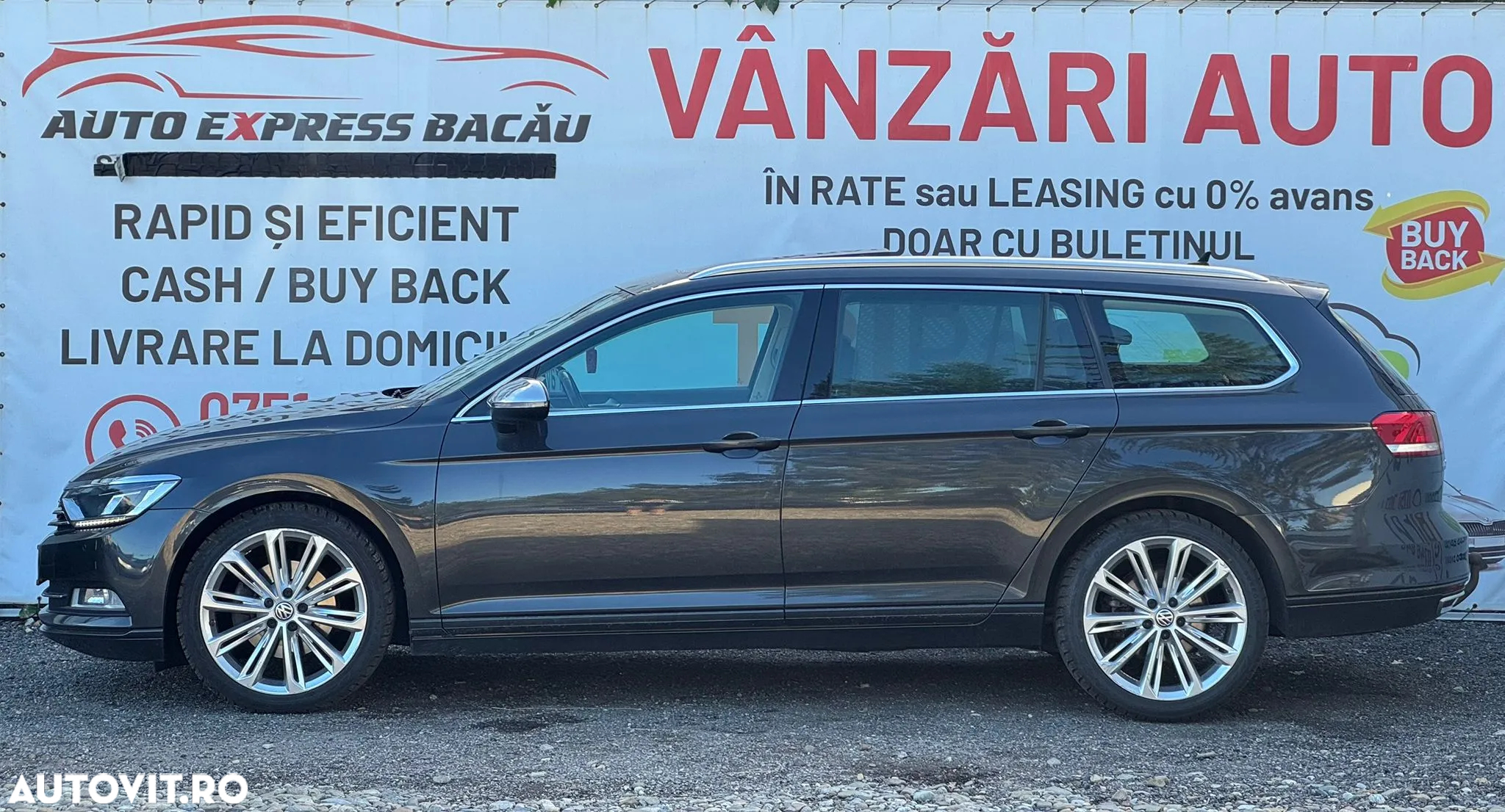 Volkswagen Passat Variant 2.0 TDI DSG (BlueMotion Technology) Comfortline - 16