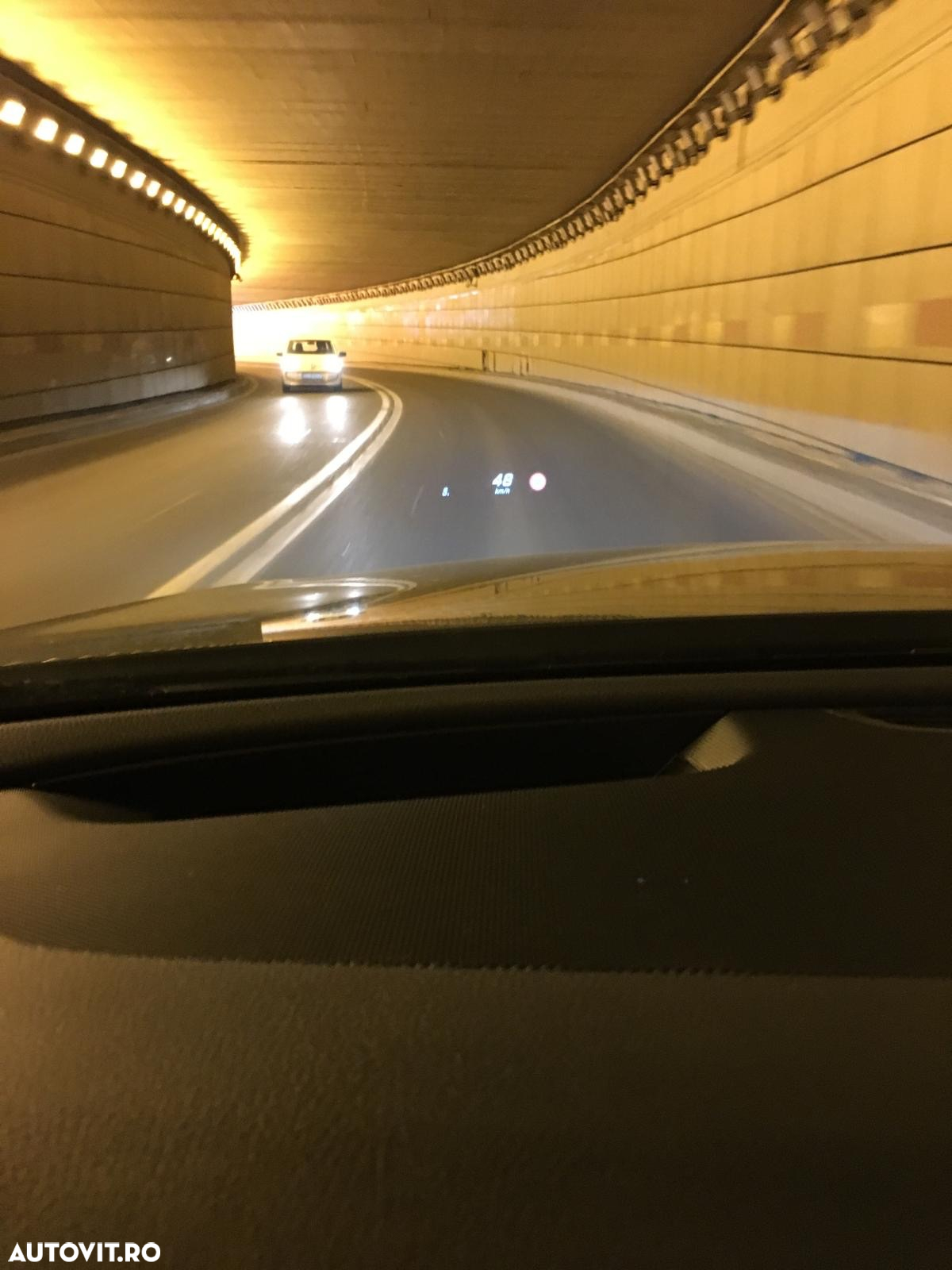 Mercedes-Benz E 220 d 9G-TRONIC - 32