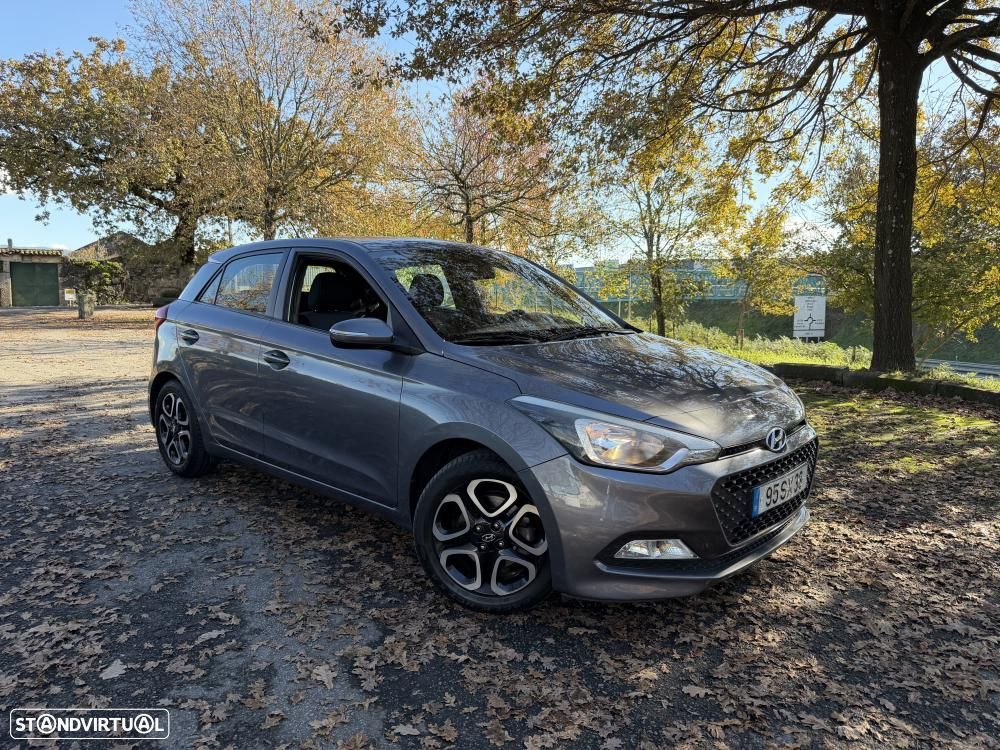 Hyundai i20 1.1 CRDi Access Plus - 2