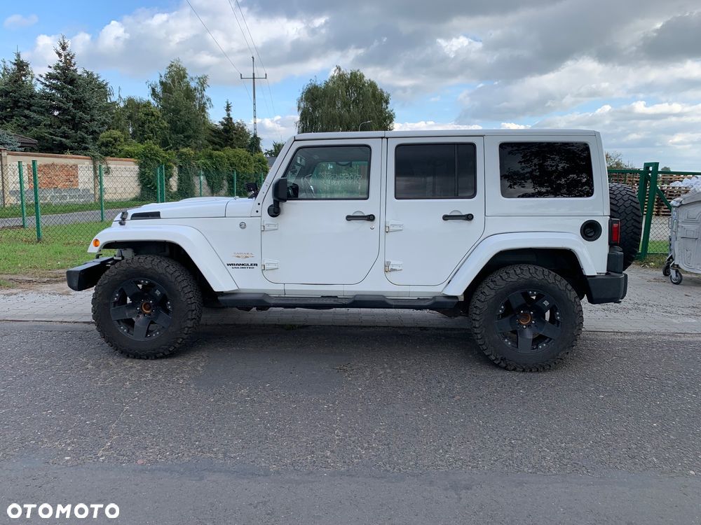 Jeep Wrangler Unlimited Hard-Top 3.6 Automatik Sahara - 12