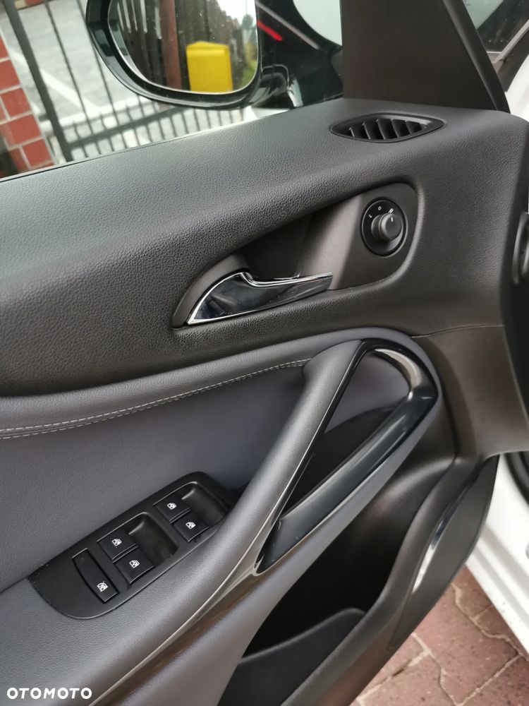 Opel Zafira 2.0 CDTI Cosmo EcoFLEX S&S - 24