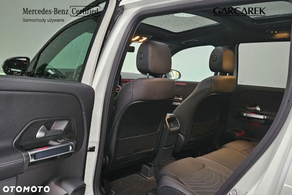 Mercedes-Benz GLB - 22