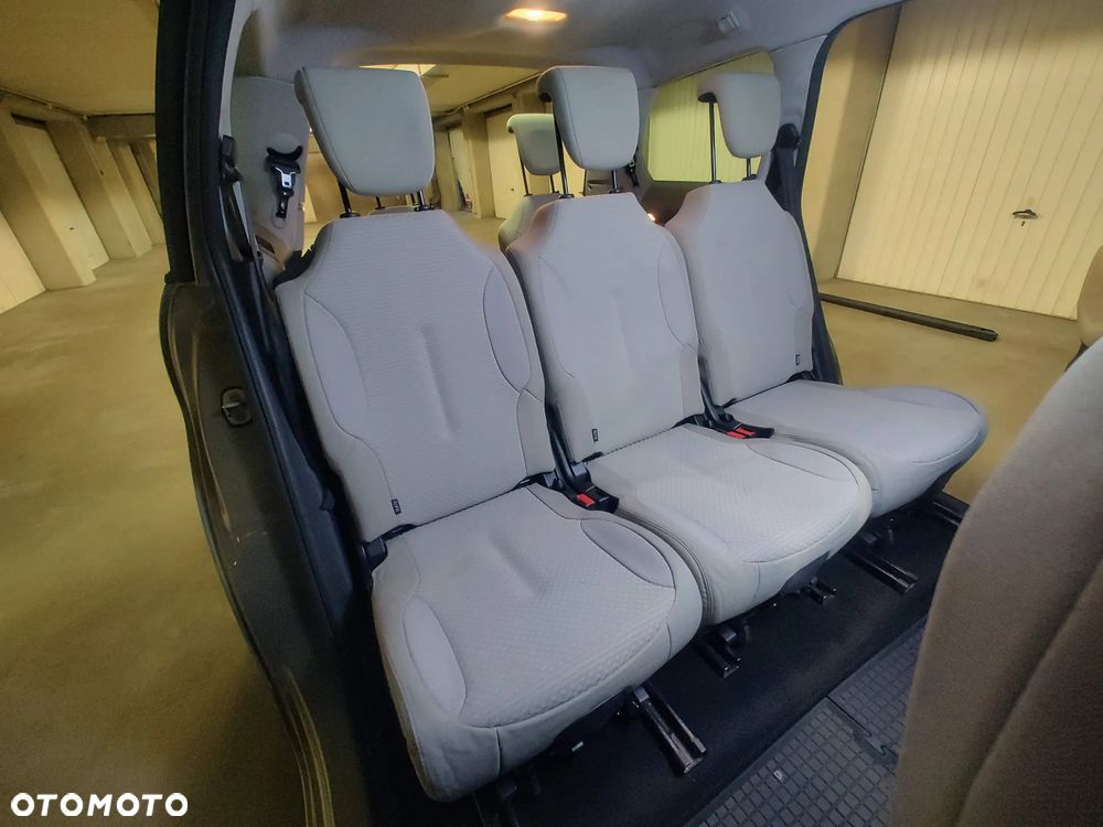 Citroën C4 Picasso - 24