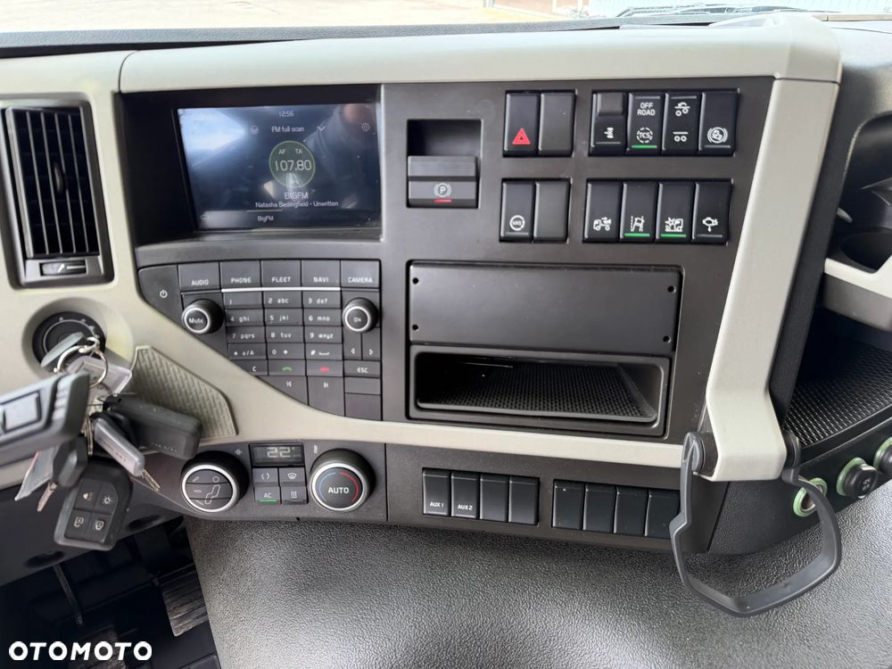 Volvo FM370 6X2 EURO6 - 24
