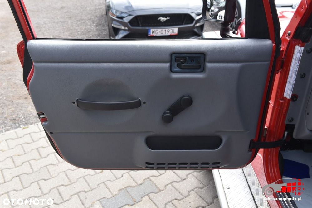 Jeep Wrangler - 21