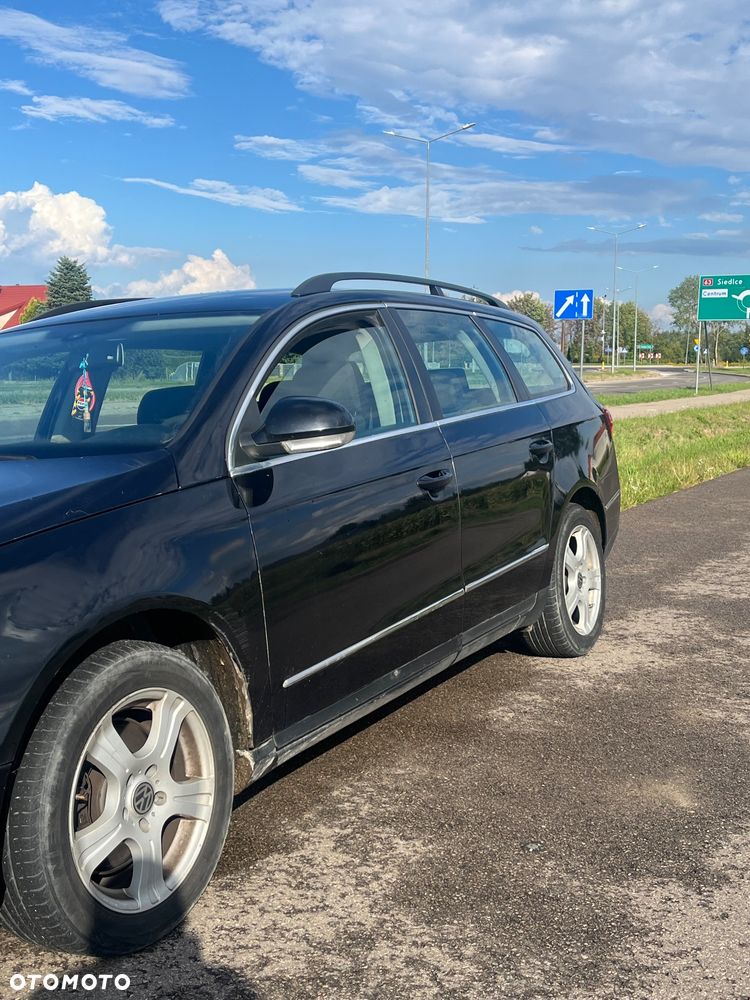Volkswagen Passat 1.9 TDI Comfortline - 2
